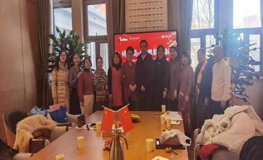 3.创世红海南山朗诵艺术沙龙新春诗会现场_副本.jpg