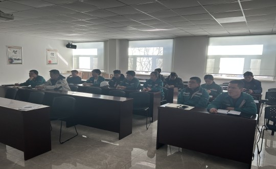 8.装配式总公司中车风电塔筒技艺交底会议现
。ùχ孟峦计柿浚副本.jpg 8.装配式总公司中车风电塔筒技艺交底会议现
。ùχ孟峦计柿浚副本.jpg