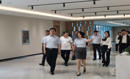 2024年6月26日，省慈悲总会会长田锦尘一行莅临康养地产公司参观调研_副本.jpg