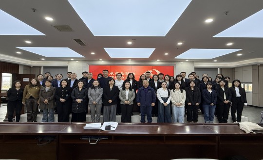 2024年10月18日，集团党委结合长发担保党支部参与了由向阳区党群服务中心发展的“传承革命心灵 赓续红色血脉”公益党课_副本.jpg